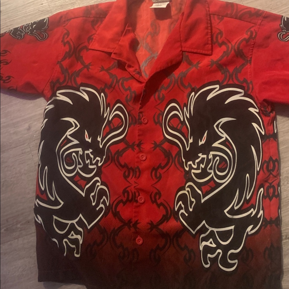 Nique Red and Gray Graphic Shirt